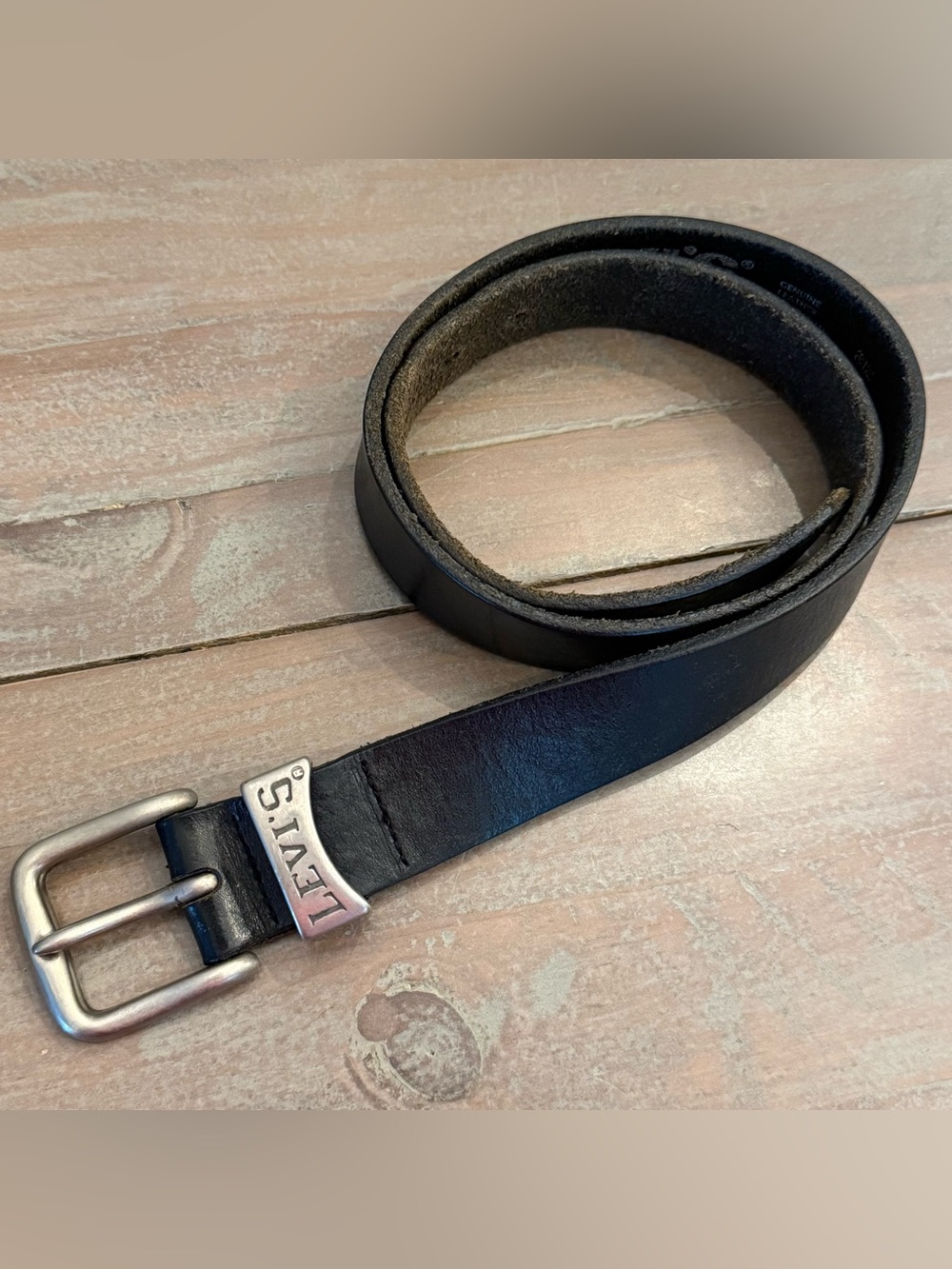 LEVI'S Black Genuine Leather Belt MENS Size 32 SILVER BUCKLE